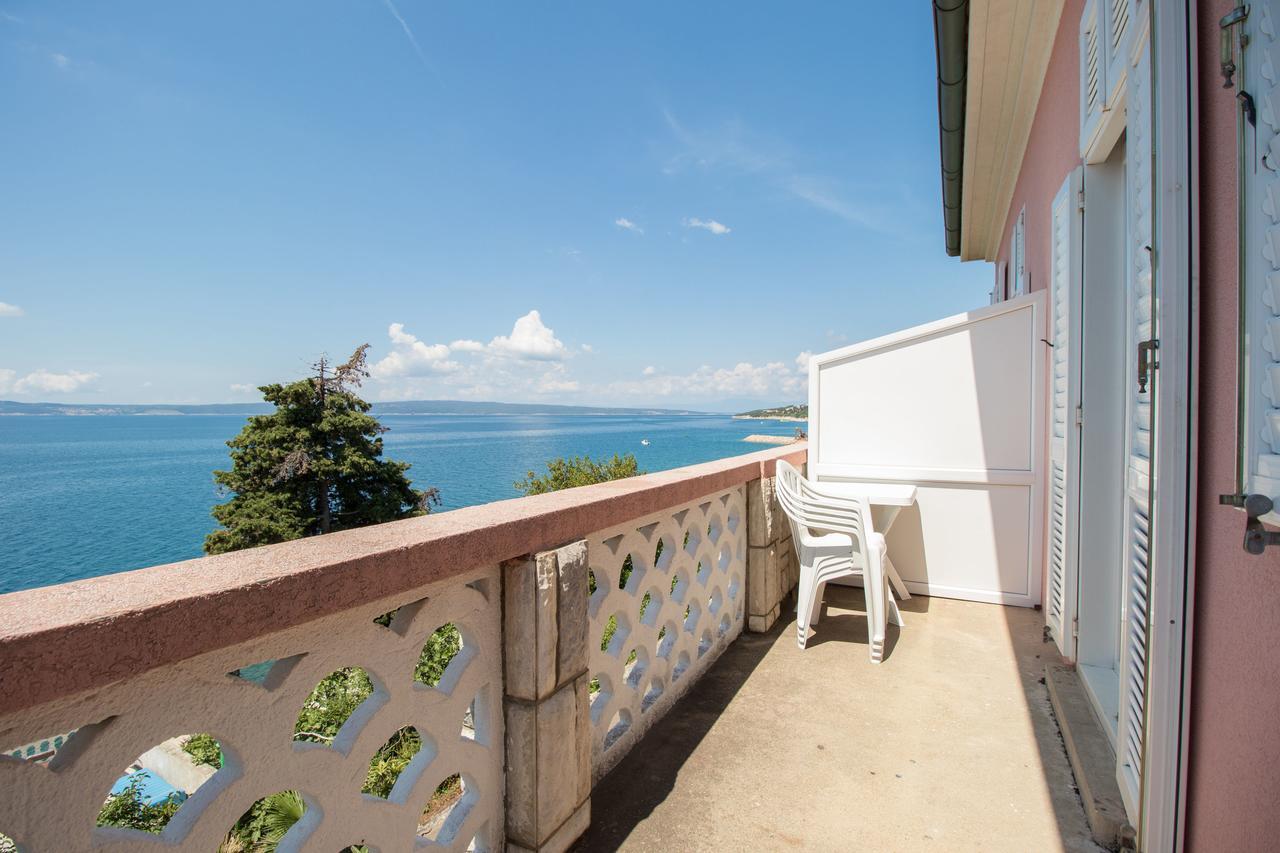 Apartments Josip By The Sea Нови-Винодолски Экстерьер фото