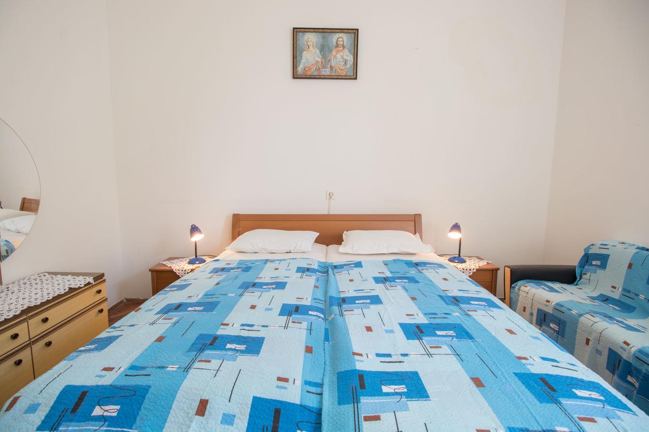 Apartments Josip By The Sea Нови-Винодолски Экстерьер фото