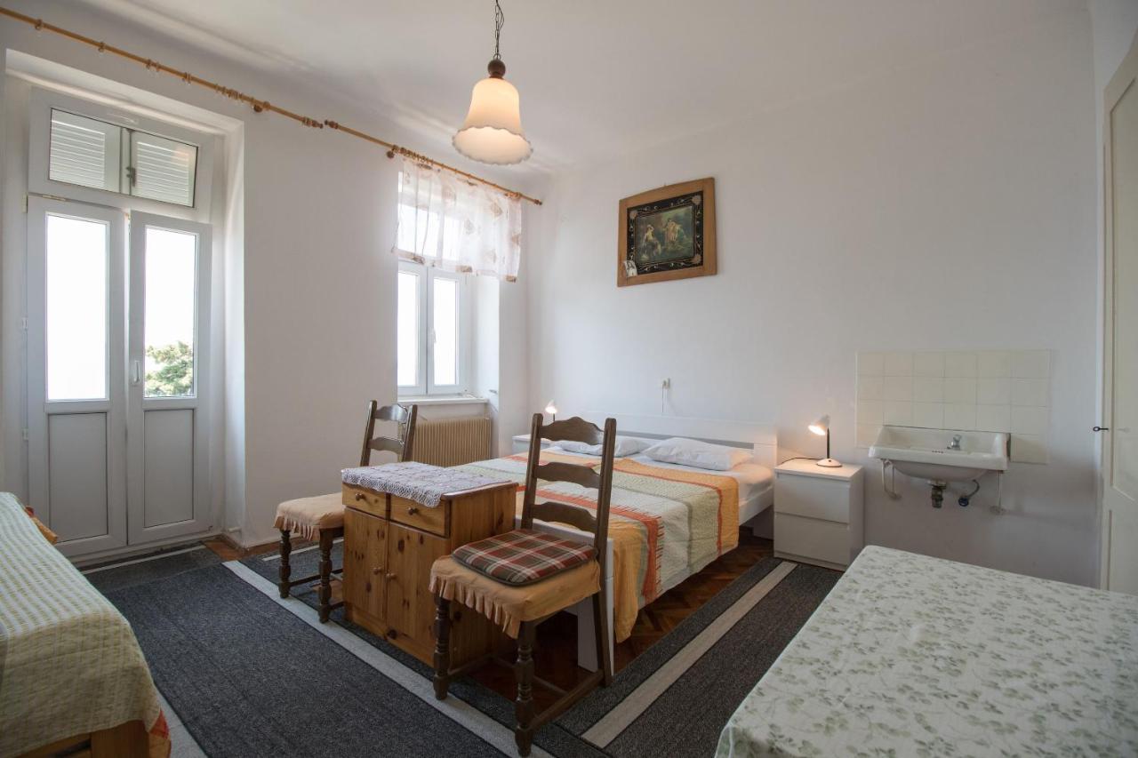 Apartments Josip By The Sea Нови-Винодолски Экстерьер фото